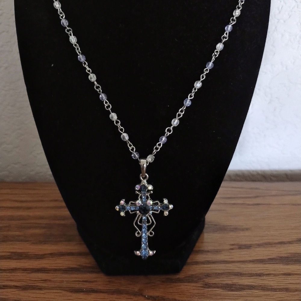 Vintage Silver & Blues Fashion Cross Necklace 🙏♥️ - Picture 1 of 2